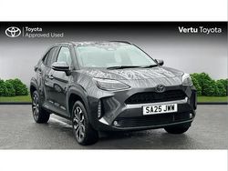 Grey Used 2025 Toyota Yaris Cross Design SUV | £25,199 (Fair price)