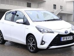 White Used 2018 Toyota Yaris Hybrid Hatchback | £10,450 (Fair price)