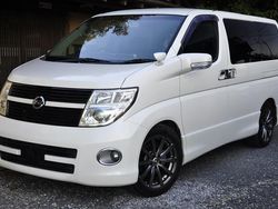 Pearl white Used 2008 Nissan Elgrand MPV | £11,595 (Expensive)