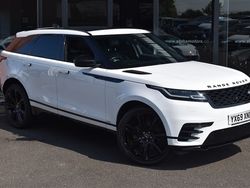 Fuji white Used 2019 Land Rover Range Rover Velar R-Dynamic SUV | £24,990 (Fair price)