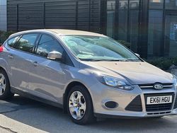 Silver Used 2011 Ford Focus Hatchback | £2,450 (Fair price)