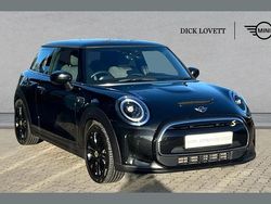 Black Used 2022 Mini Cooper S Level 2 Hatchback | £16,995 (Fair price)