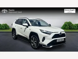 White Used 2022 Toyota RAV4 Hybrid Design SUV | £28,727 (Good price)