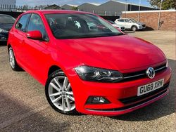 Red Used 2018 VW Polo SEL Hatchback | £11,871 (Fair price)