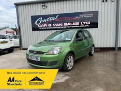 Green Used 2007 Ford Fiesta Style Hatchback | £1,890 (Fair price)