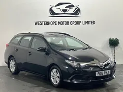 Black Used 2021 Toyota Auris Active Estate | £8,000 (Good price)