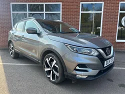 Grey Used 2018 Nissan Qashqai Tekna SUV | £9,700 (Fair price)