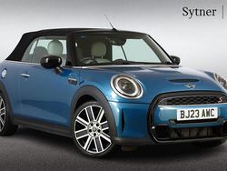Blue Used 2023 Mini Cooper S Exclusive Hatchback | £23,750 (Fair price)