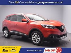 Red Used 2017 Renault Kadjar Dynamique SUV | £8,200 (Fair price)