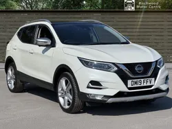 White Used 2019 Nissan Qashqai N-Motion SUV | £10,995 (Fair price)