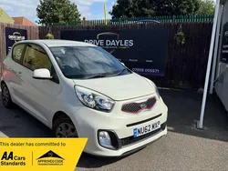 Beige Used 2012 Kia Picanto 2 Hatchback | £2,899 (Good price)