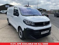 White Used 2024 Vauxhall Vivaro Van | £16,895 (Good price)