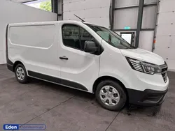 White Used 2022 Renault Trafic Business Van | £14,880 (Super price)