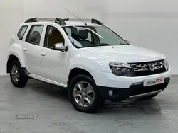 White Used 2015 Dacia Duster Lauréate SUV | £5,445 (Good price)