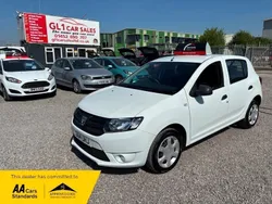 White Used 2014 Dacia Sandero Ambiance Hatchback | £3,410 (Fair price)