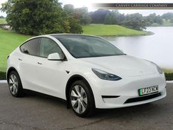 White Used 2023 Tesla Model Y RWD SUV | £24,000 (Good price)