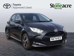 Black Used 2024 Toyota Yaris Hybrid Design Hatchback | £20,000 (Fair price)