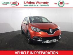 Red Used 2015 Renault Captur Signature SUV | £5,999 (Fair price)