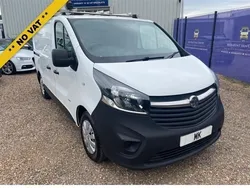White Used 2017 Vauxhall Vivaro S Van | £7,495 (Fair price)