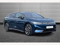 Aquamarine blue Used 2024 VW ID.7 Pro Sedan | £31,490