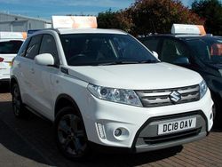 Superior white Used 2018 Suzuki Vitara SZ-T SUV | £10,495 (Fair price)