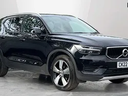 Metallic onyx black Used 2022 Volvo XC40 Momentum SUV | £22,328 (Fair price)