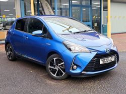 Nebula blue Used 2020 Toyota Yaris Hybrid Hatchback | £14,589 (Good price)