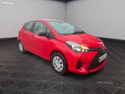 Red Used 2015 Toyota Yaris Active Hatchback | £5,450 (Fair price)