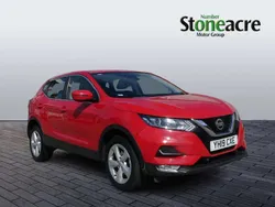 Red Used 2019 Nissan Qashqai Acenta Premium SUV | £10,995 (Super price)