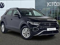 Black Used 2025 VW T-Roc Life SUV | £21,250 (Fair price)