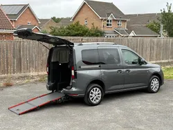 Grey Used 2024 Ford Tourneo Connect Titanium MPV | £18,495 (Super price)