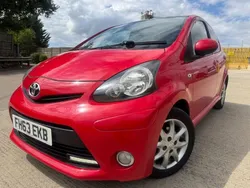 Multicoloured Used 2014 Toyota Aygo Hatchback | £2,450 (Super price)
