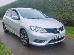 Silver Used 2015 Nissan Pulsar Tekna Hatchback | £6,495 (A bit pricey)