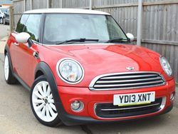 Red Used 2013 Mini Cooper Hatch Hatchback | £5,249 (Super price)