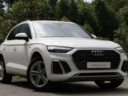 White Used 2020 Audi Q5 S-Line SUV | £28,995 (Fair price)