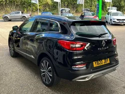 Diamond black Used 2020 Renault Kadjar Version S SUV | £13,735 (Fair price)