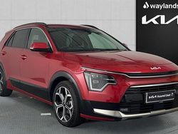 Red Used 2024 Kia Niro 3 SUV | £25,490 (A bit pricey)