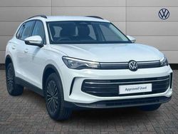 White Used 2024 VW Tiguan Life SUV | £30,750 (Expensive)