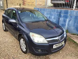 Blue Used 2008 Vauxhall Astra Design Edition Hatchback | £2,995 (Fair price)