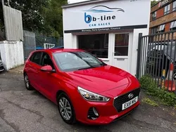 Red Used 2018 Hyundai i30 SE | £5,900 (Fair price)