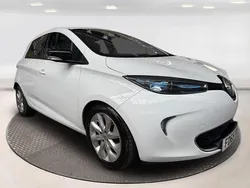 White Used 2015 Renault Zoe Dynamique Hatchback | £3,990