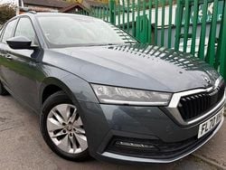 Grey Used 2020 Skoda Octavia SE Technology Estate | £11,495 (Super price)