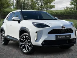 White Used 2024 Toyota Yaris Hybrid Design Estate | £23,661 (Fair price)