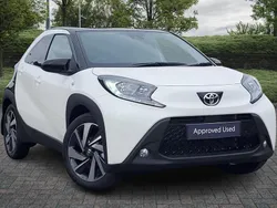 White New 2025 Toyota Aygo Hatchback | £16,661 (Fair price)