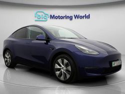 Blue Used 2022 Tesla Model Y Long Range AWD SUV | £24,000 (Fair price)