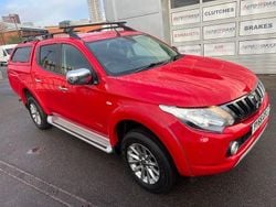 Red Used 2017 Mitsubishi L200 Pickup | £10,989 (Fair price)