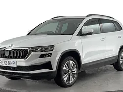 White Used 2022 Skoda Karoq SE Drive SUV | £15,620 (Fair price)