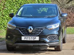 Black metallic Used 2021 Renault Kadjar Iconic SUV | £13,300 (Fair price)