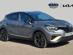 Grey/black Used 2024 Renault Captur Engineered SUV | £18,690 (Fair price)