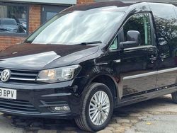 Black Used 2019 VW Caddy Highline MPV | £9,125 (Fair price)
